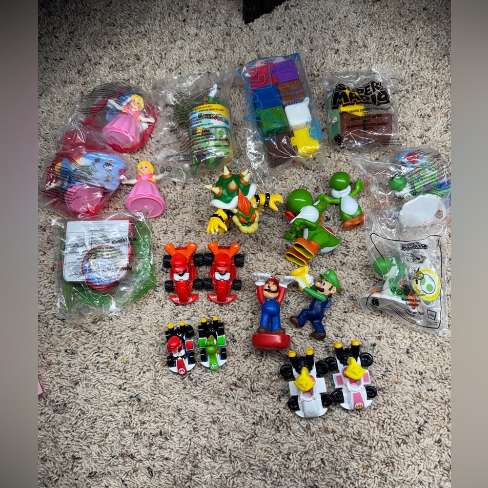 McDonald's Happy Meal toys from Super Mario and Mario Kart Nentindo Mario Lot